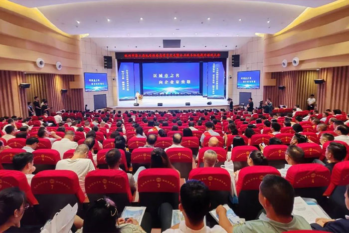 喜報 | 巨能機器人榮獲“銀川市行業(yè)標桿企業(yè)20強”、“銀川市優(yōu)秀民營企業(yè)家”稱號